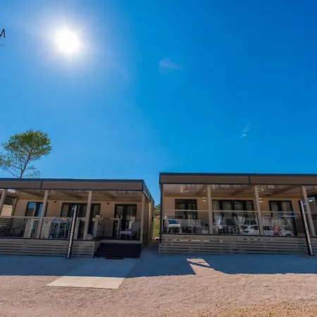 Hébergement de vacances Xl Premium Mobile Ivatti&attiva 80 M From The - Camp Heron Island Drage