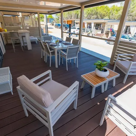 Holiday home Premium Mobile Homes Ivatti&attiva Drage